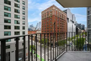 70 W Huron St, Chicago, IL 60654 - Photo 19