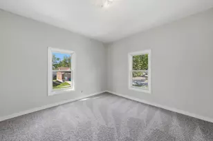 427 W Marion St, Joliet, IL 60436 - Photo 9