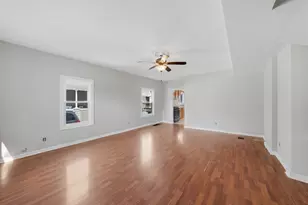 427 W Marion St, Joliet, IL 60436 - Photo 3