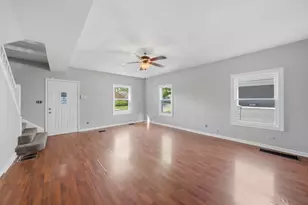 427 W Marion St, Joliet, IL 60436 - Photo 5