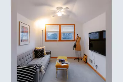 1147 S Grove Avenue, Oak Park, IL 60304 - Photo 17