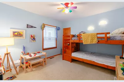 1147 S Grove Avenue, Oak Park, IL 60304 - Photo 15