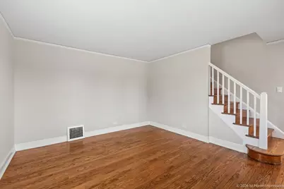 9359 S Richmond Avenue, Evergreen Park, IL 60805 - Photo 5