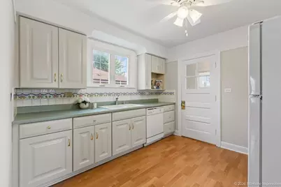 9359 S Richmond Avenue, Evergreen Park, IL 60805 - Photo 9