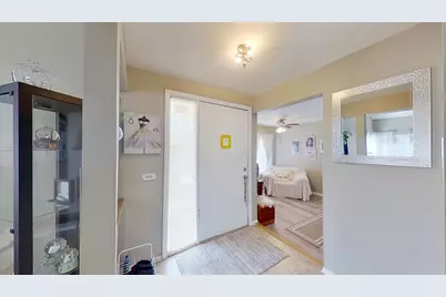 772 Colorado Court #772, Carol Stream, IL 60188 - Photo 3