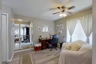772 Colorado Ct, Carol Stream, IL 60188 - Photo 5