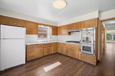 7322 W Crain Street #1FL, Niles, IL 60714 - Photo 5