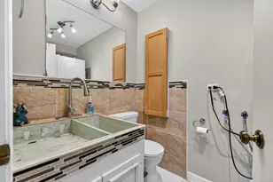 1345 Devonshire Ln, Hoffman Estates, IL 60169 - Photo 15