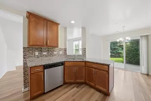 1492 Orchid St, Yorkville, IL 60560 - Photo 7
