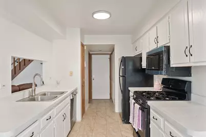 19401 Hickory Place, Country Club Hills, IL 60478 - Photo 5