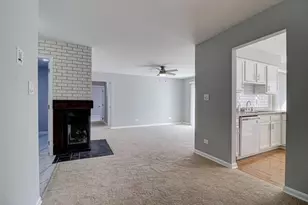 7010 Barrington Ct, Woodridge, IL 60517 - Photo 13