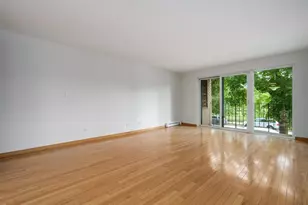 5470 W Higgins Ave, Chicago, IL 60630 - Photo 19