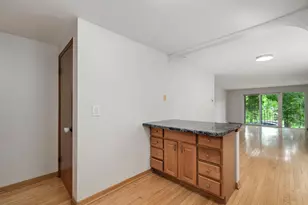 5470 W Higgins Ave, Chicago, IL 60630 - Photo 9