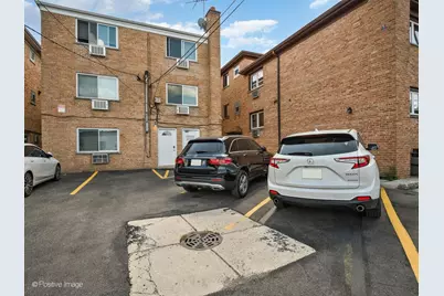 5470 W Higgins Avenue #2W, Chicago, IL 60630 - Photo 17
