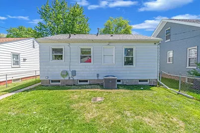 3118 9 1/2 Street, Rock Island, IL 61201 - Photo 5