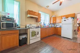 2233 S Trumbull Ave, Chicago, IL 60623 - Photo 17