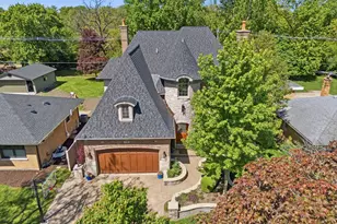 718 S Fairview Ave, Elmhurst, IL 60126 - Photo 3