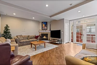 2553 N Southport Avenue #2R, Chicago, IL 60614 - Photo 3