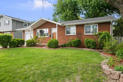 766 W 43rd Street, Davenport, IA 52806 - Photo 3