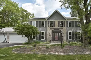 155 Salford Dr, Algonquin, IL 60102 - Photo 1