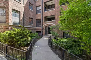 916 W Schubert Ave, Chicago, IL 60614 - Photo 3