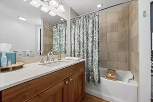 916 W Schubert Ave, Chicago, IL 60614 - Photo 25