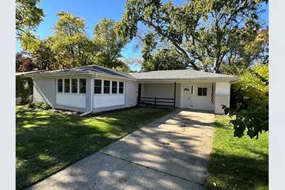 326 Indian Drive, Glen Ellyn, IL 60137 - Photo 1