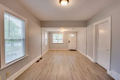 1108 Magnolia Avenue, Joliet, IL 60432 - Photo 5