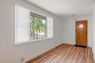 10633 S Ave M, Chicago, IL 60617 - Photo 13