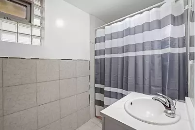 10633 S Avenue M, Chicago, IL 60617 - Photo 7
