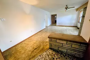 426 Maxwell St, Beecher, IL 60401 - Photo 7