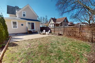 276 Morgan St, Elgin, IL 60123 - Photo 17