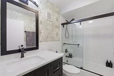 30 E Division Street #2A, Chicago, IL 60610 - Photo 9