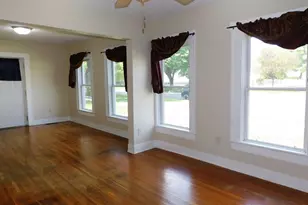 307 N 5th St, Oregon, IL 61061 - Photo 9