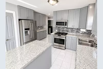 8356 S 78th Avenue, Bridgeview, IL 60455 - Photo 15