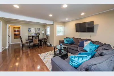 532 N Prospect Drive, Round Lake Park, IL 60073 - Photo 9