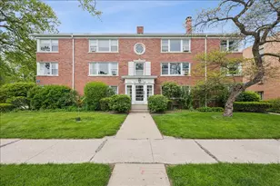 2221 Central St, Evanston, IL 60201 - Photo 1