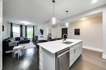 616 E 46th Street #2, Chicago, IL 60653 - Photo 9