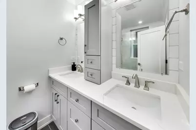 616 E 46th Street #2, Chicago, IL 60653 - Photo 17