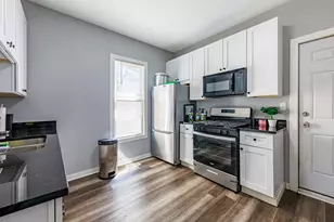 82 Isa Ave, Chicago Heights, IL 60411 - Photo 11