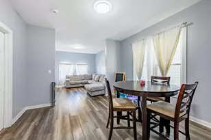 82 Isa Ave, Chicago Heights, IL 60411 - Photo 9