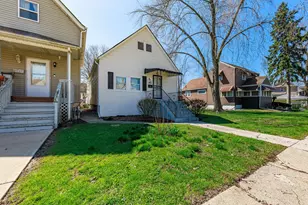 82 Isa Ave, Chicago Heights, IL 60411 - Photo 3