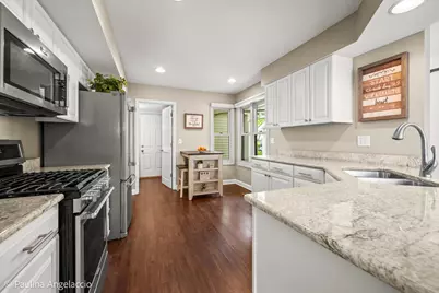 863 N Auburn Woods Drive, Palatine, IL 60067 - Photo 7