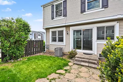 1987 Oxford Lane, Hoffman Estates, IL 60169 - Photo 21