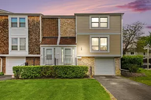 1987 Oxford Ln, Hoffman Estates, IL 60169 - Photo 1