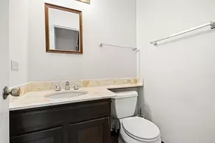 1987 Oxford Ln, Hoffman Estates, IL 60169 - Photo 11