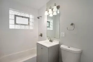 14341 Dobson Ave, Dolton, IL 60419 - Photo 11