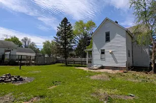 1315 S Rotzler Ave, Freeport, IL 61032 - Photo 21