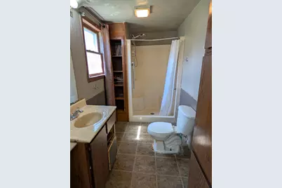 1315 S Rotzler Avenue, Freeport, IL 61032 - Photo 5