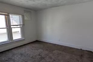 1315 S Rotzler Ave, Freeport, IL 61032 - Photo 15